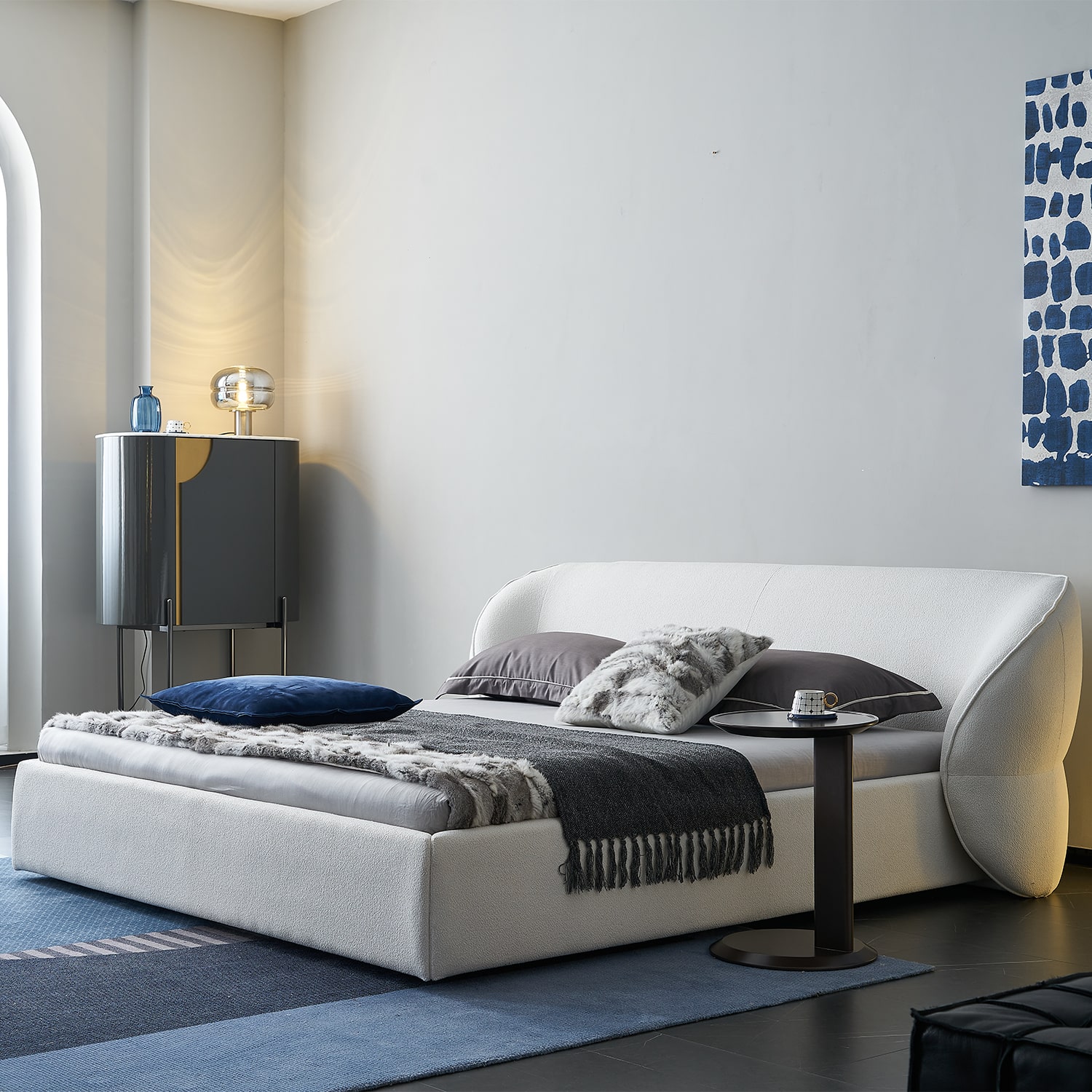 מיטה זוגית מעוצבת דגם PETRA במבחר מידות וגדלים לבחירה.